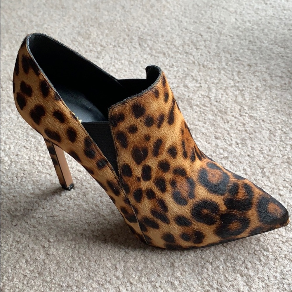 Brand New- Never Worn NINE WEST booties